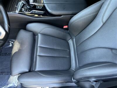 2018 BMW 5 Series 530e iPerformance   - Photo 32 - Studio City, CA 91604