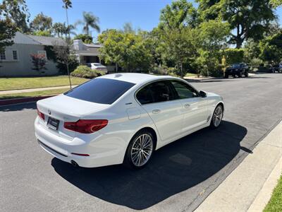 2018 BMW 5 Series 530e iPerformance   - Photo 18 - Studio City, CA 91604