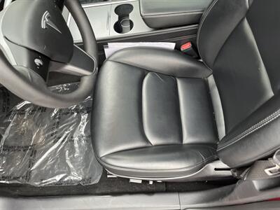 2022 Tesla Model 3   - Photo 28 - Studio City, CA 91604