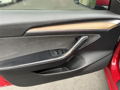 2022 Tesla Model 3   - Photo 34 - Studio City, CA 91604