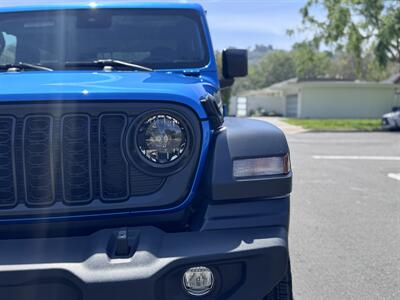 2025 Jeep Wrangler Sport S   - Photo 6 - Studio City, CA 91604