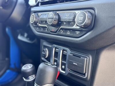 2025 Jeep Wrangler Sport S   - Photo 82 - Studio City, CA 91604