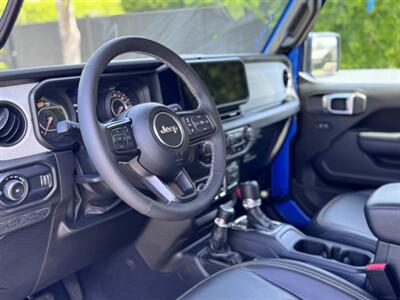 2025 Jeep Wrangler Sport S   - Photo 46 - Studio City, CA 91604