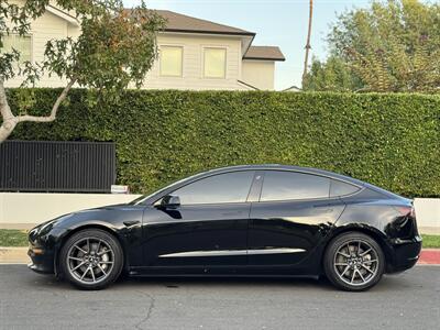 2021 Tesla Model 3 Standard Range Plus - Photo 22 - Studio City, CA 91604