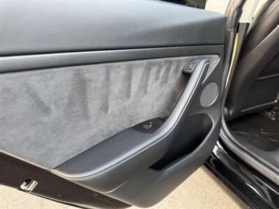 2021 Tesla Model 3 Standard Range Plus - Photo 37 - Studio City, CA 91604