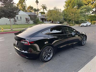 2021 Tesla Model 3 Standard Range Plus - Photo 16 - Studio City, CA 91604