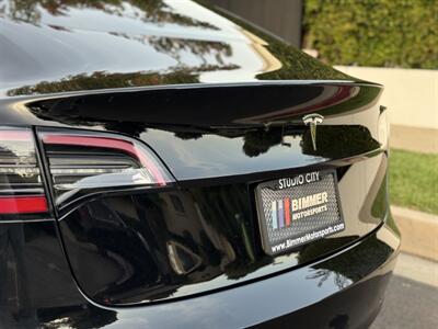 2021 Tesla Model 3 Standard Range Plus - Photo 23 - Studio City, CA 91604