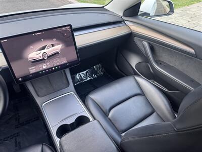2022 Tesla Model 3 - Photo 18 - Studio City, CA 91604