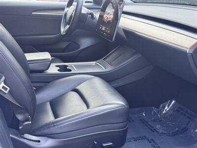 2022 Tesla Model 3 - Photo 21 - Studio City, CA 91604