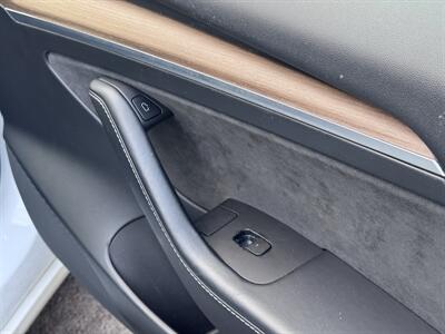 2022 Tesla Model 3 - Photo 34 - Studio City, CA 91604