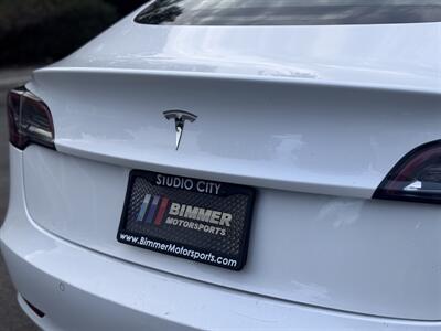 2022 Tesla Model 3 - Photo 43 - Studio City, CA 91604