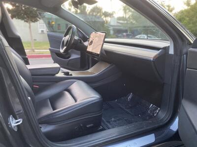 2019 Tesla Model 3 Long Range   - Photo 29 - Studio City, CA 91604