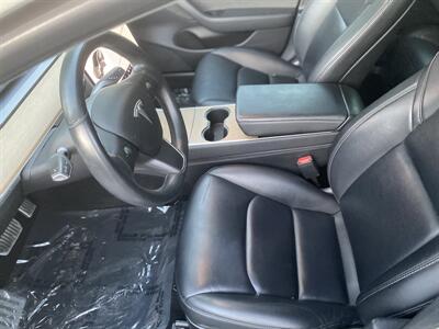2019 Tesla Model 3 Long Range   - Photo 21 - Studio City, CA 91604