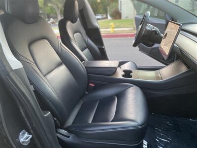 2019 Tesla Model 3 Long Range   - Photo 28 - Studio City, CA 91604