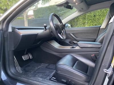 2019 Tesla Model 3 Long Range   - Photo 20 - Studio City, CA 91604