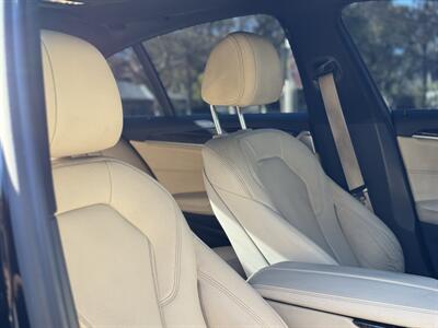 2018 BMW 530e iPerformance   - Photo 67 - Studio City, CA 91604