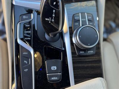 2018 BMW 530e iPerformance   - Photo 39 - Studio City, CA 91604