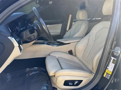 2018 BMW 530e iPerformance   - Photo 35 - Studio City, CA 91604