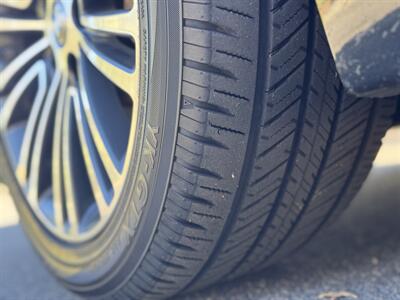 2018 BMW 530e iPerformance   - Photo 69 - Studio City, CA 91604