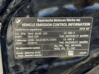 2018 BMW 530e iPerformance   - Photo 71 - Studio City, CA 91604