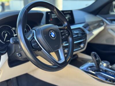 2018 BMW 530e iPerformance   - Photo 37 - Studio City, CA 91604
