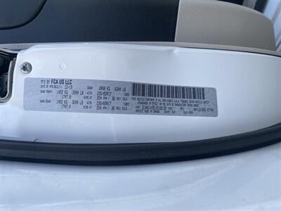 2020 Chrysler Pacifica Hybrid Touring   - Photo 26 - Studio City, CA 91604
