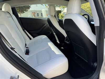 2022 Tesla Model 3 Long Range   - Photo 41 - Studio City, CA 91604
