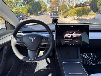 2022 Tesla Model 3 Long Range   - Photo 36 - Studio City, CA 91604