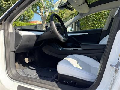 2022 Tesla Model 3 Long Range   - Photo 26 - Studio City, CA 91604