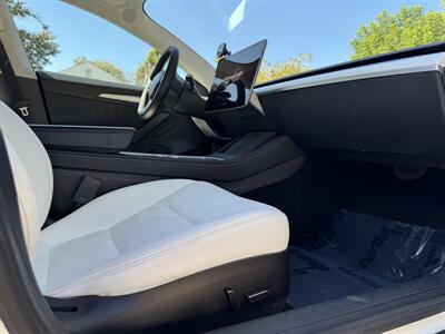 2022 Tesla Model 3 Long Range   - Photo 52 - Studio City, CA 91604