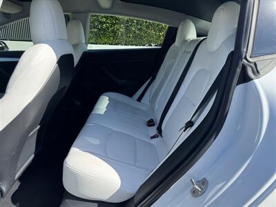 2022 Tesla Model 3 Long Range   - Photo 39 - Studio City, CA 91604