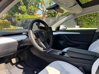2022 Tesla Model 3 Long Range   - Photo 28 - Studio City, CA 91604