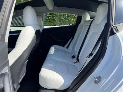 2022 Tesla Model 3 Long Range   - Photo 31 - Studio City, CA 91604