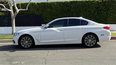 2019 BMW 530e iPerformance   - Photo 10 - Studio City, CA 91604