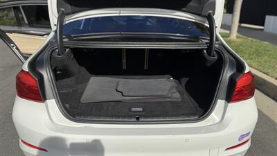 2019 BMW 530e iPerformance   - Photo 34 - Studio City, CA 91604