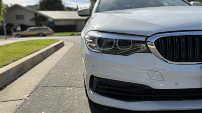 2019 BMW 530e iPerformance   - Photo 1 - Studio City, CA 91604