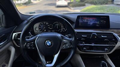 2019 BMW 530e iPerformance   - Photo 46 - Studio City, CA 91604