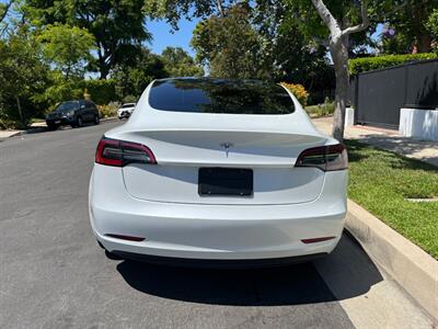 2023 Tesla Model 3   - Photo 5 - Studio City, CA 91604