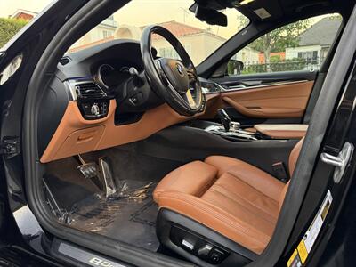 2018 BMW 530e iPerformance   - Photo 30 - Studio City, CA 91604