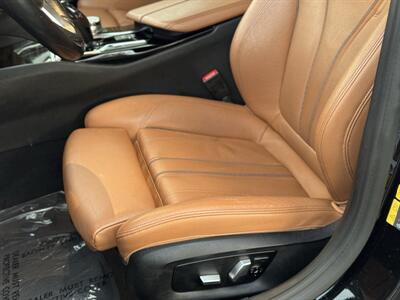 2018 BMW 530e iPerformance   - Photo 33 - Studio City, CA 91604