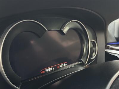 2018 BMW 530e iPerformance   - Photo 41 - Studio City, CA 91604