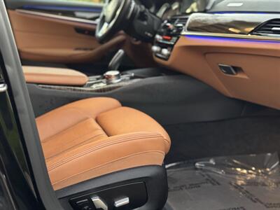 2018 BMW 530e iPerformance   - Photo 64 - Studio City, CA 91604