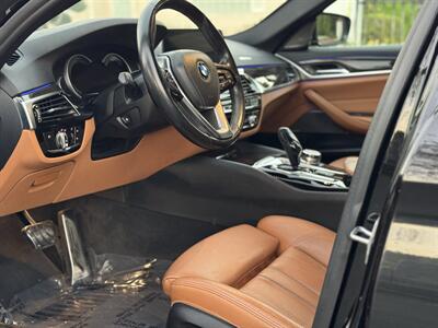 2018 BMW 530e iPerformance   - Photo 29 - Studio City, CA 91604