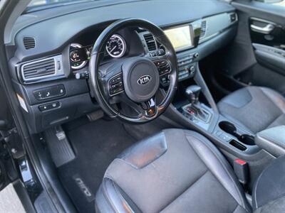 2017 Kia Niro EX   - Photo 23 - Studio City, CA 91604