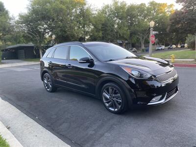 2017 Kia Niro EX   - Photo 9 - Studio City, CA 91604