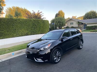 2017 Kia Niro EX   - Photo 2 - Studio City, CA 91604