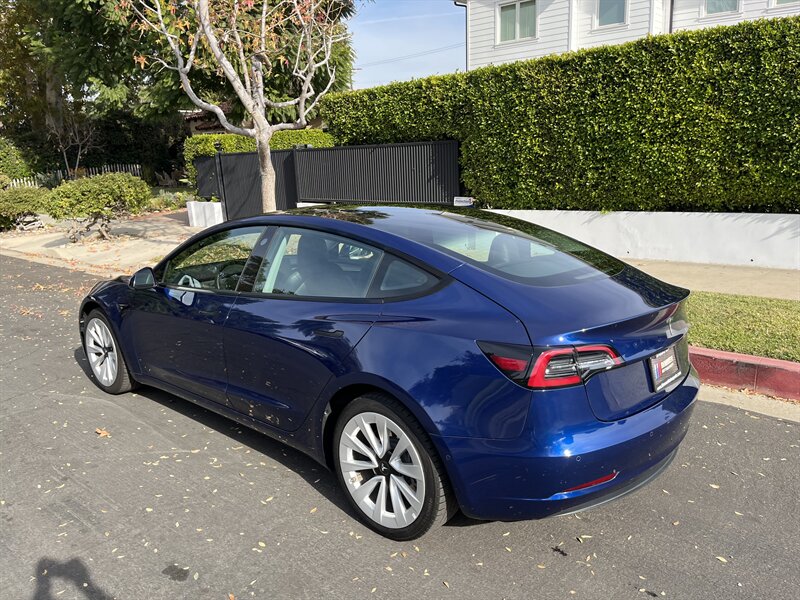 2022 Tesla Model 3 Base photo 5