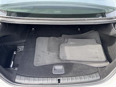 2018 BMW 530e iPerformance   - Photo 48 - Studio City, CA 91604