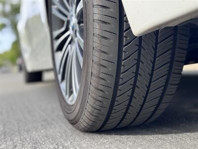 2018 BMW 530e iPerformance   - Photo 56 - Studio City, CA 91604