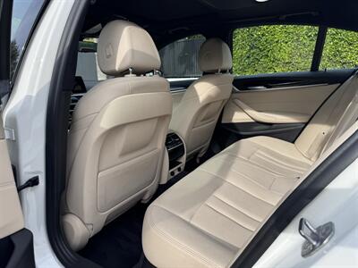 2018 BMW 530e iPerformance   - Photo 37 - Studio City, CA 91604